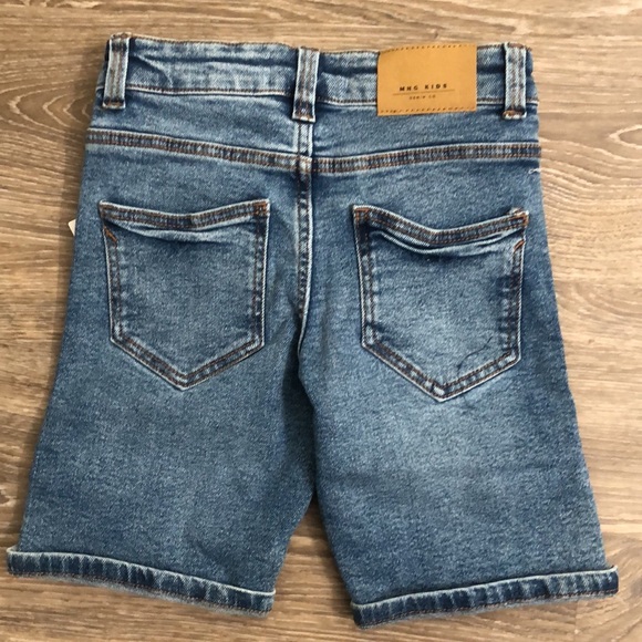 Mango Denim shorts - Boys size 5 (NWT) - Picture 2 of 3